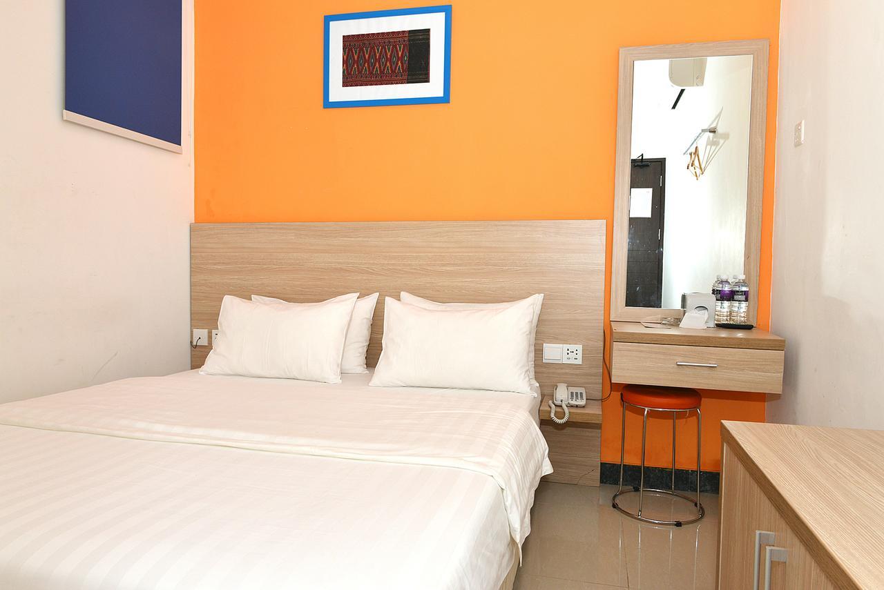 Fresh One Hotel Batam Экстерьер фото
