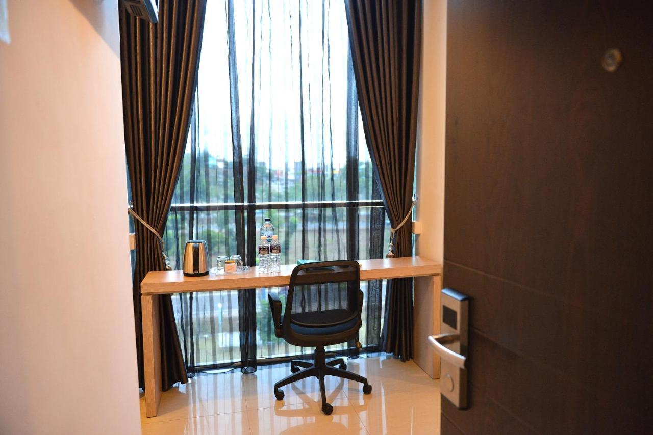 Fresh One Hotel Batam Экстерьер фото